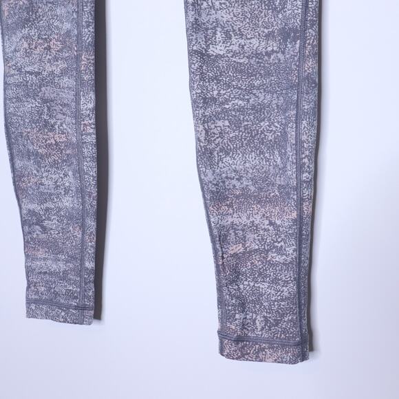 LULULEMON Wunder Under High-Rise Tight 28" Frozen Alpine White Multi Women's 6 - Picture 3 of 9